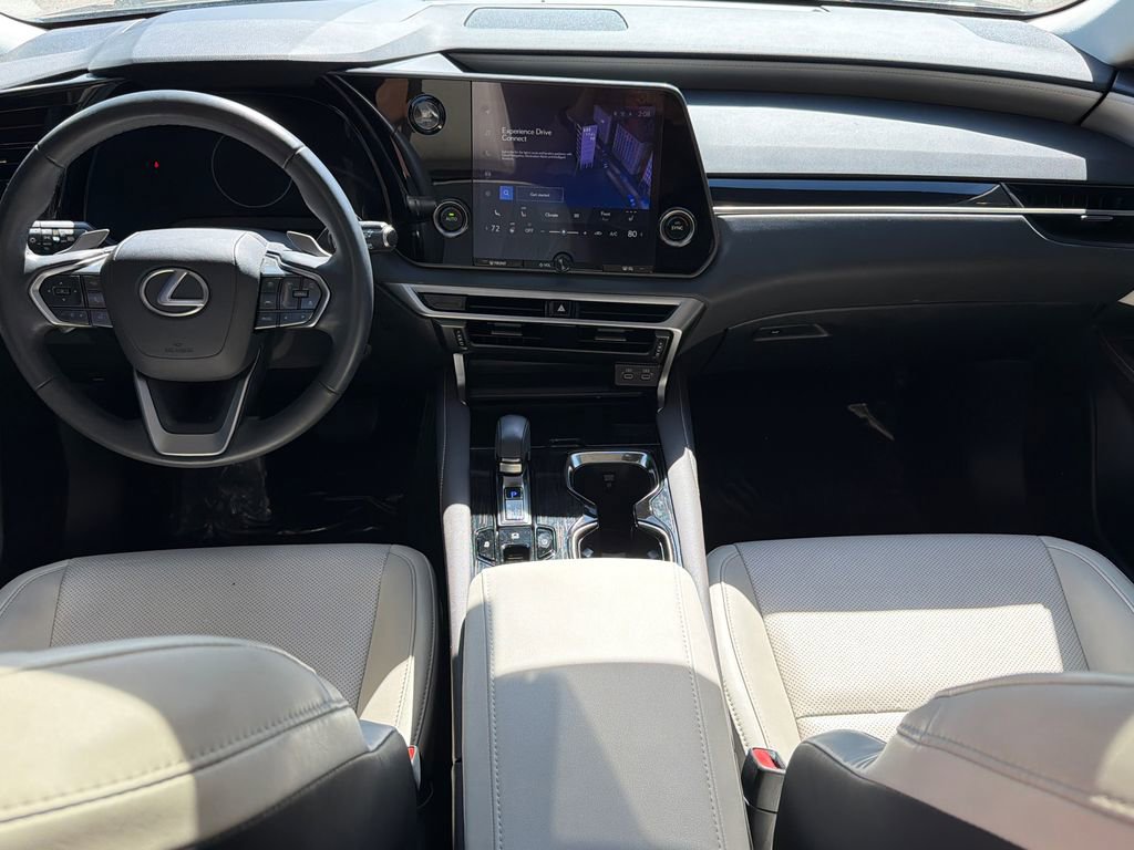 Used 2024 Lexus RX 350 FWD w/ Technology Package image 11