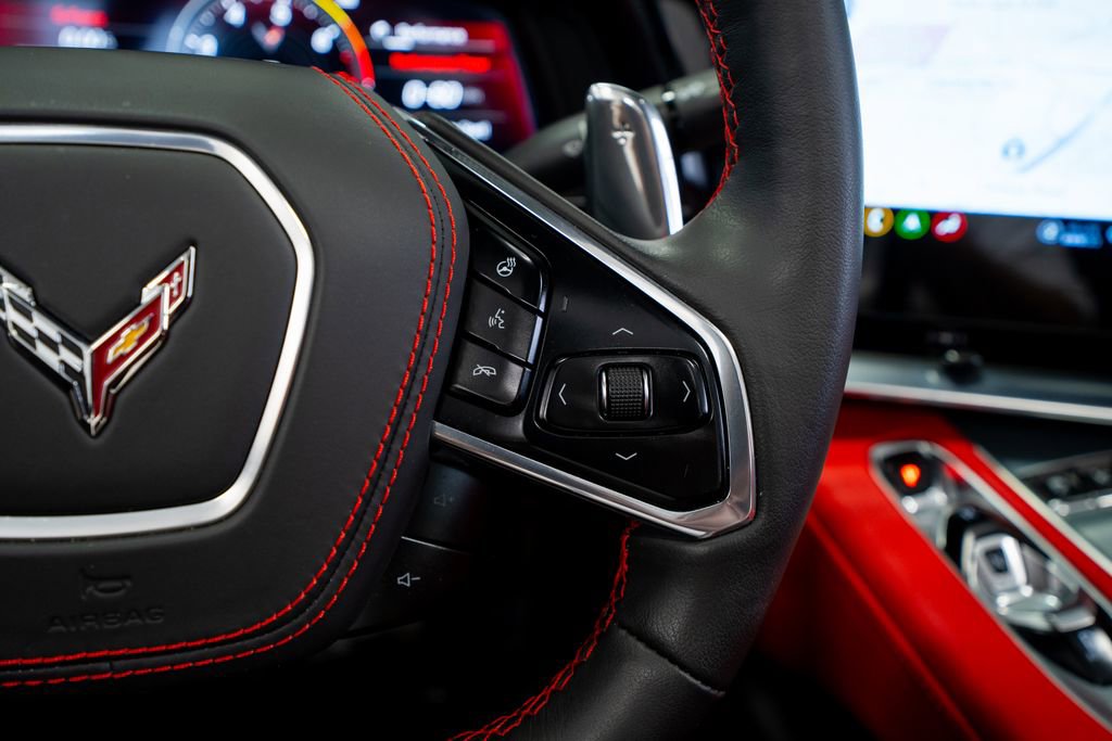 Used 2023 Chevrolet Corvette Stingray Premium Conv w/ Z51 Performance Package RWD image 39