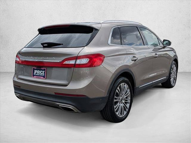 Used 2018 Lincoln MKX Reserve w/ Driver Assistance Package FWD image 5