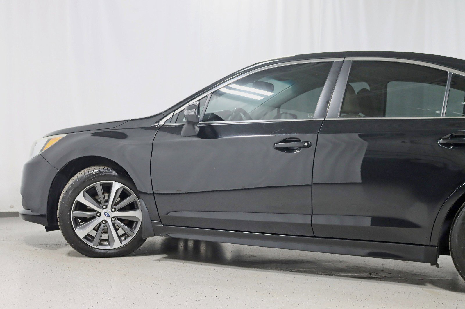 Used 2015 Subaru Legacy 2.5i Limited AWD/4WD image 11