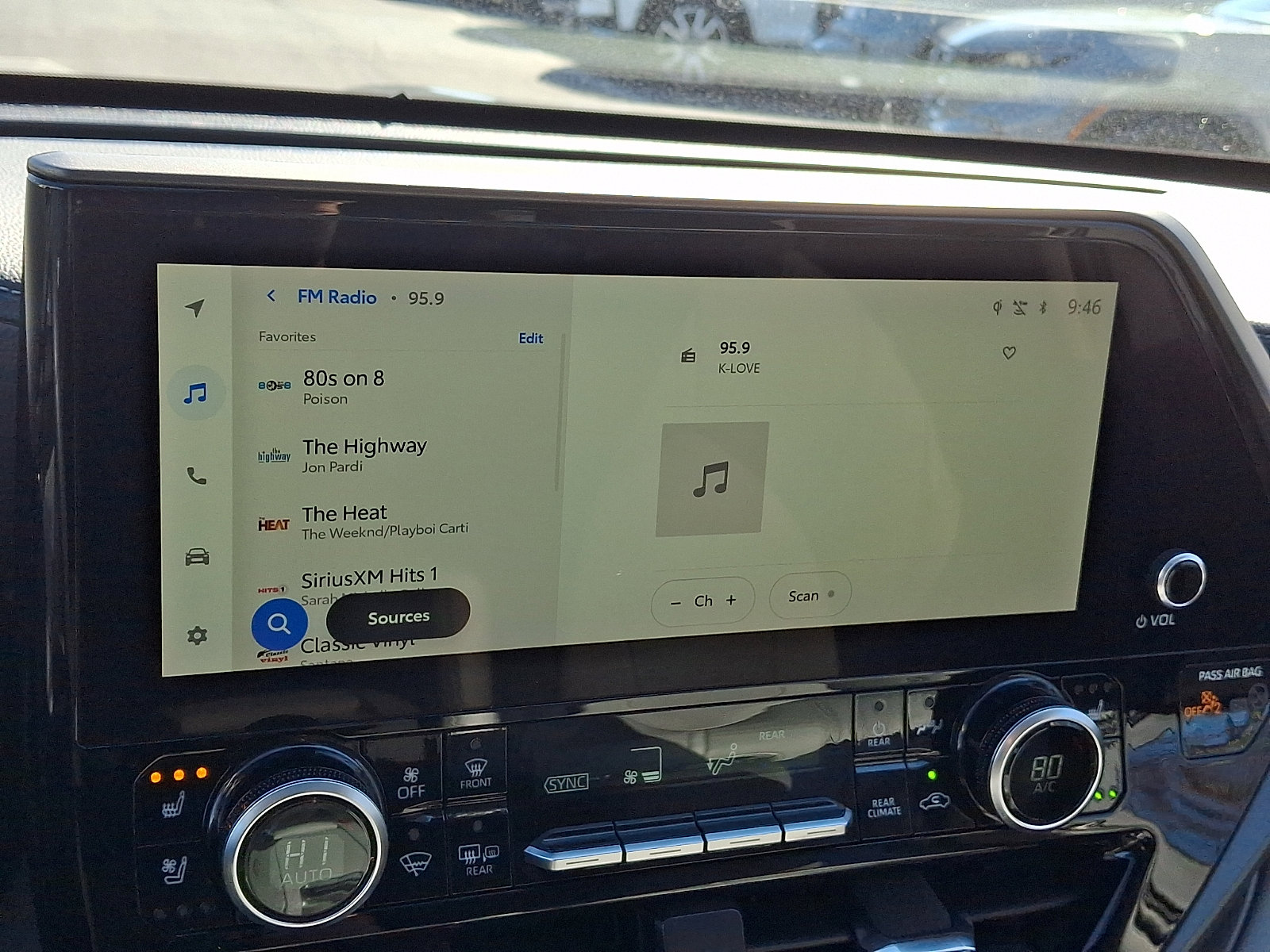 Used 2023 Toyota Highlander Limited image 16