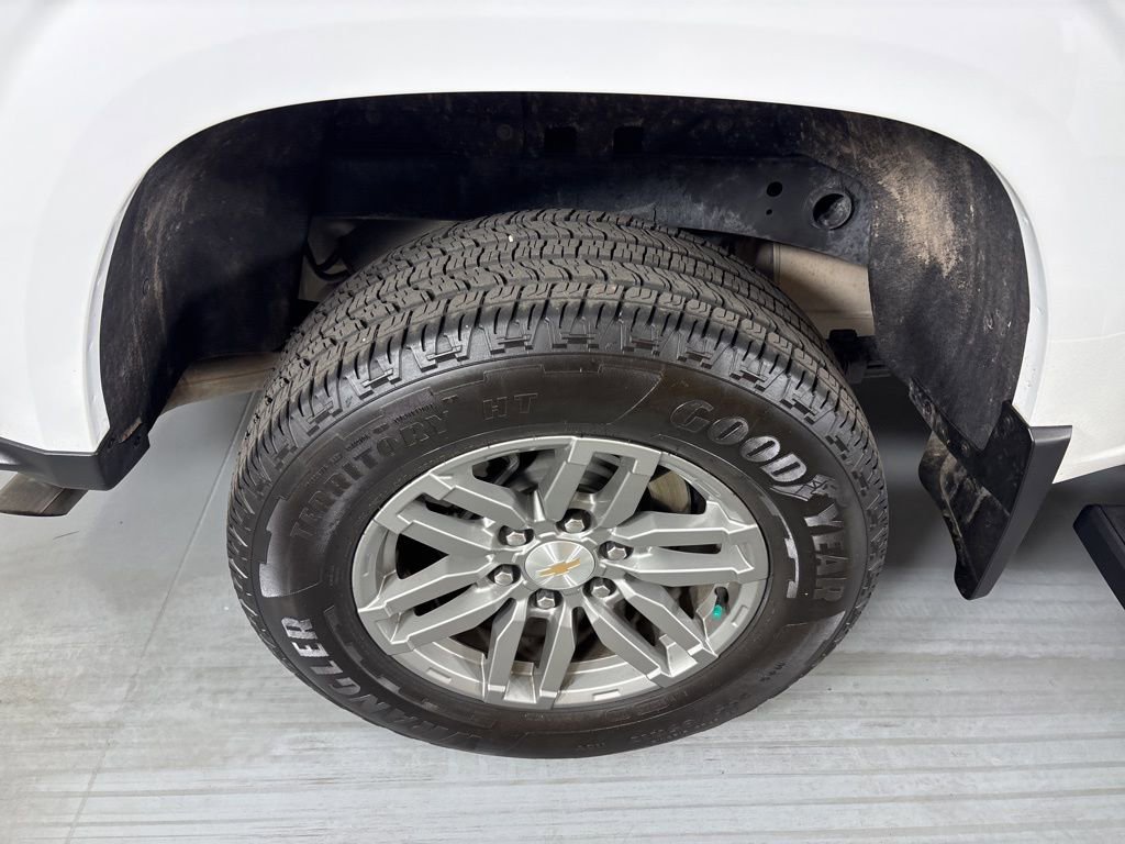 Used 2024 Chevrolet Colorado LT image 13