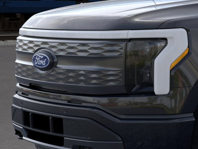 New 2025 Ford F150 Lightning Lariat image 17