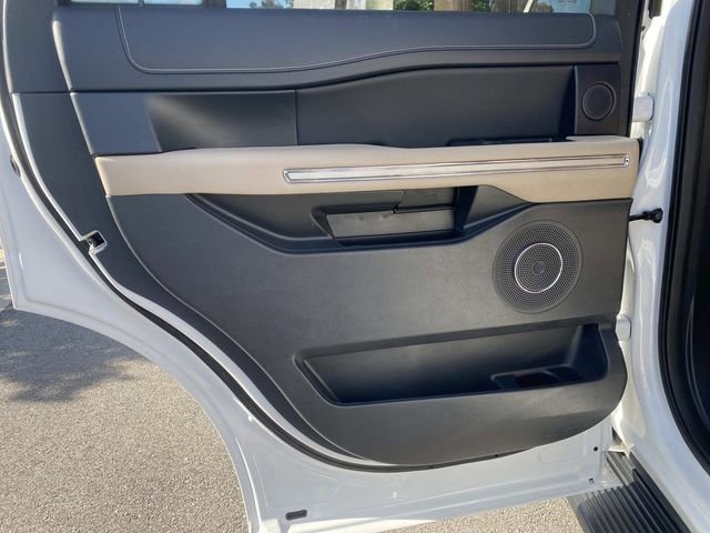 Certified 2024 Ford Expedition Limited AWD/4WD image 14