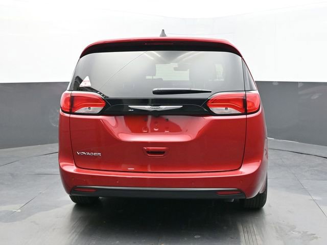 New 2026 Chrysler Voyager LX image 5