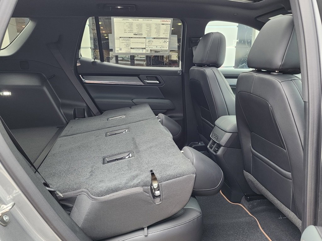 New 2026 GMC Terrain AT4 w/ Convenience Package III image 46