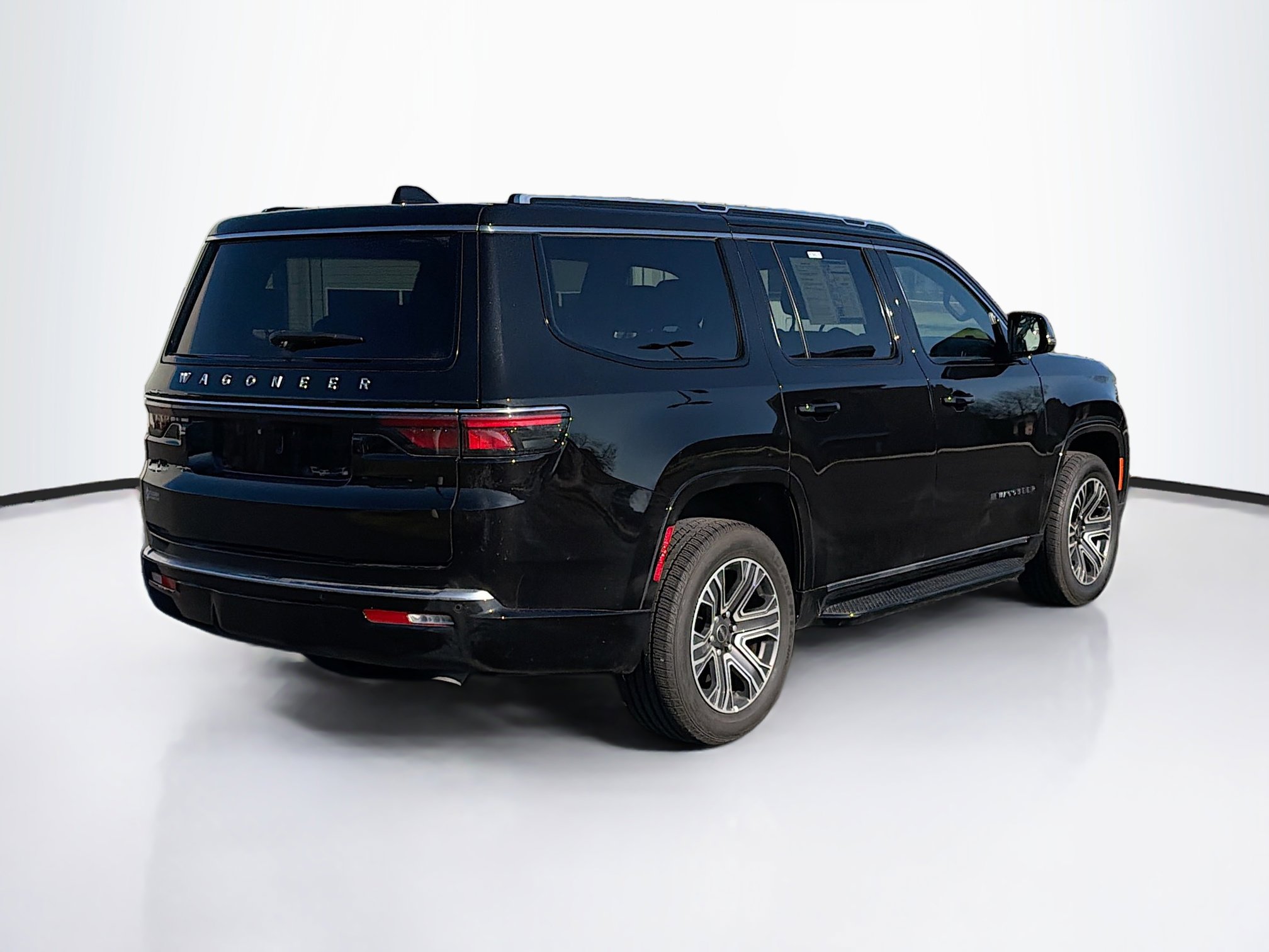 Used 2025 Jeep Wagoneer Series II image 8