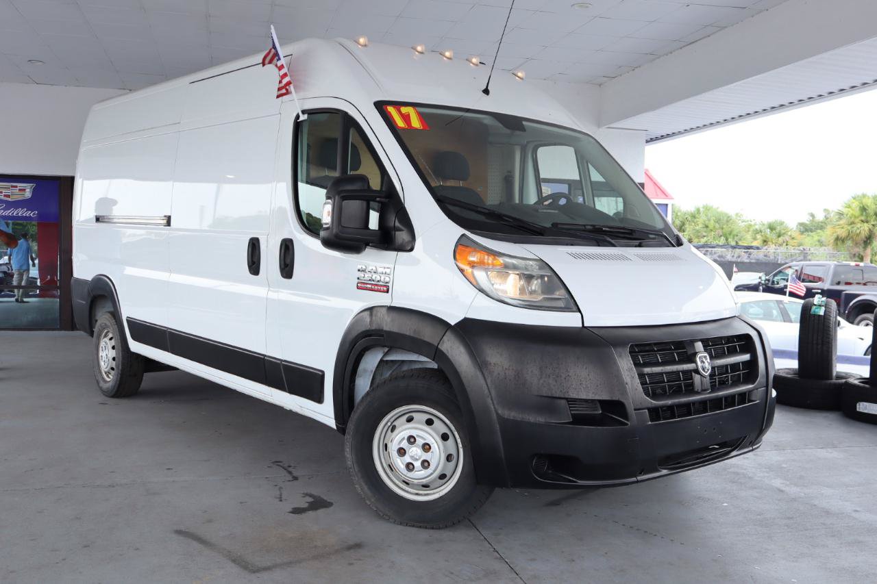 Used 2017 RAM ProMaster 2500 FWD image 3