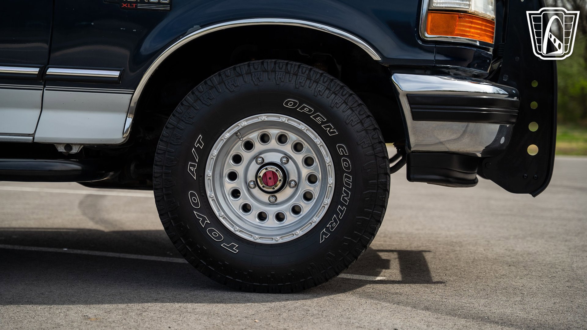 Used 1993 Ford Bronco XLT image 38