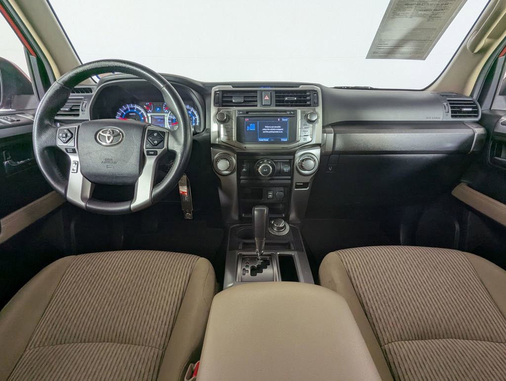 Used 2014 Toyota 4Runner SR5 AWD/4WD image 5