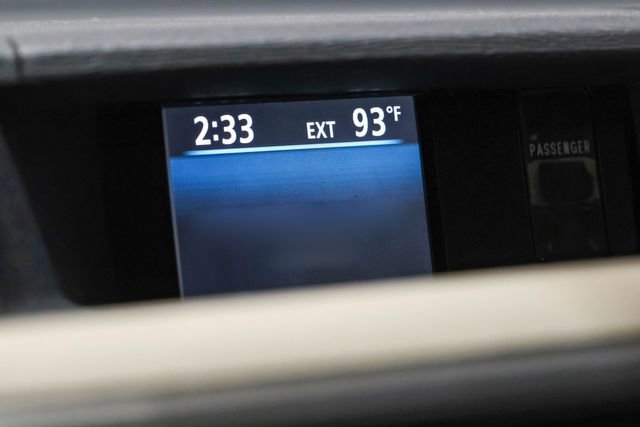 Used 2011 Toyota Sienna LE FWD image 26