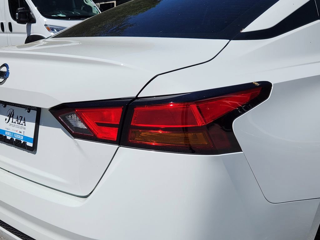 Used 2022 Nissan Altima 2.5 S image 8