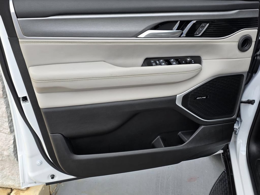 New 2025 Jeep Wagoneer Series II AWD/4WD image 46
