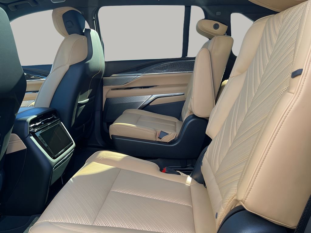 New 2025 Cadillac Escalade IQ Luxury 2 image 14