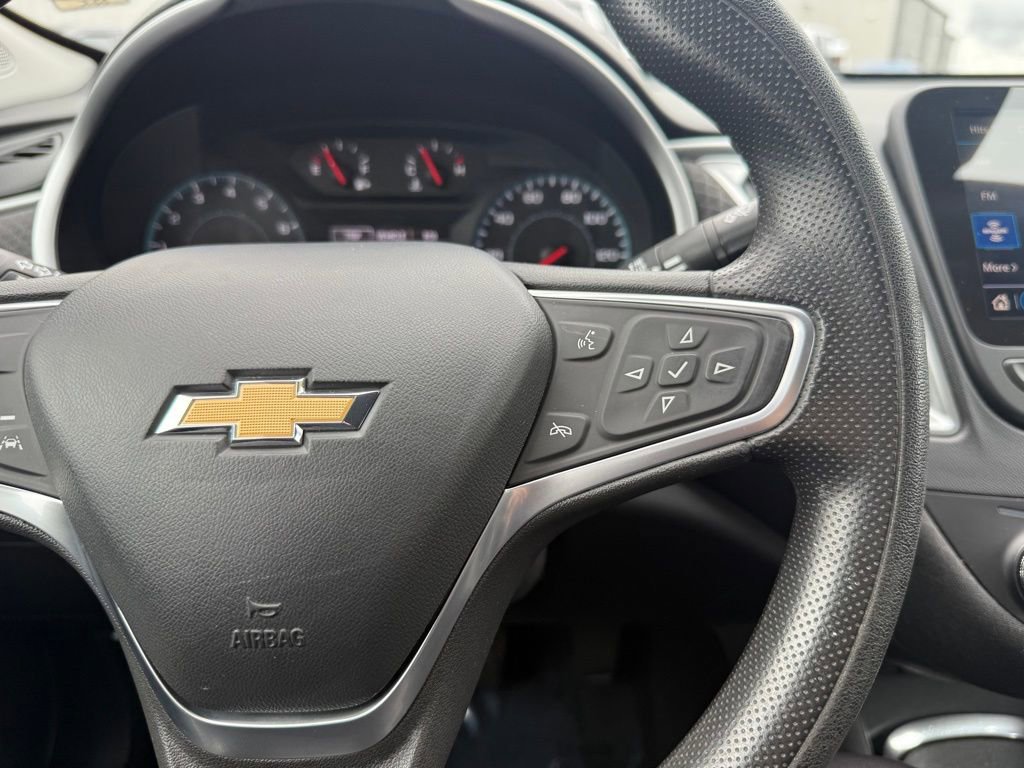 Used 2023 Chevrolet Malibu LT image 24