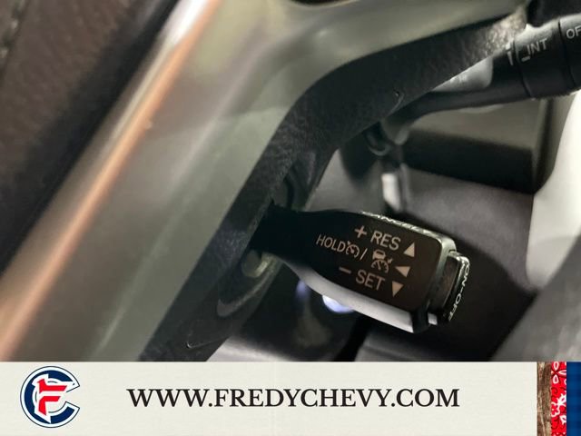 Used 2017 Toyota Highlander LE image 18