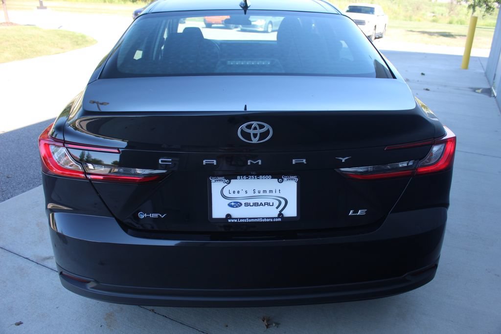 Used 2025 Toyota Camry LE FWD image 10