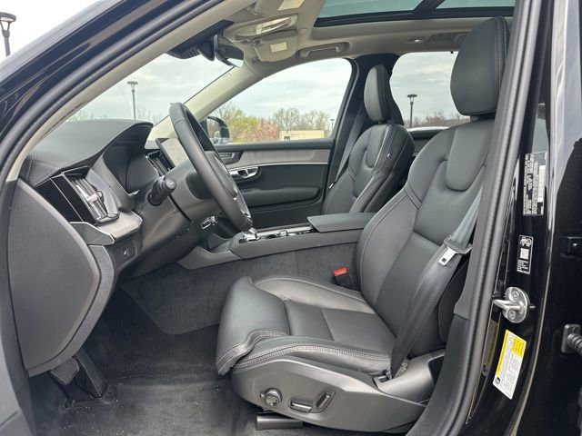 New 2026 Volvo XC90 B6 Ultra w/ Protection Package AWD/4WD image 14