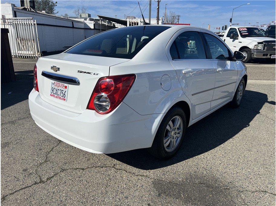 Used 2014 Chevrolet Sonic LT image 7