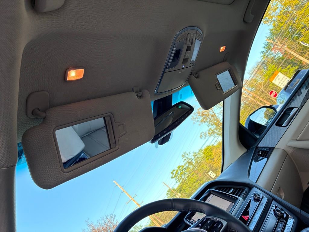 Used 2019 Hyundai Sonata Limited w/ Ultimate Package 04 FWD image 42