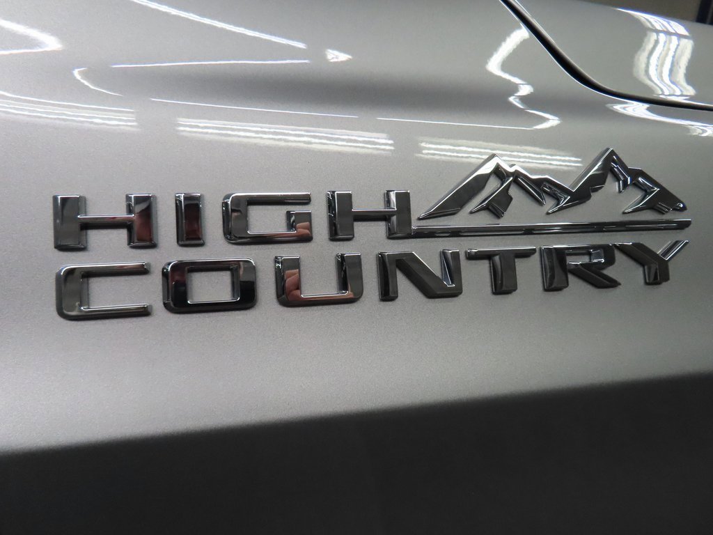 Used 2025 Chevrolet Tahoe High Country image 57