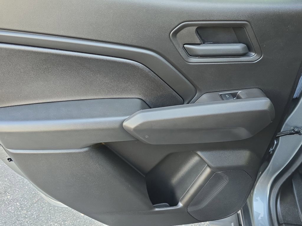 Used 2025 Chevrolet Colorado Trail Boss AWD/4WD image 9