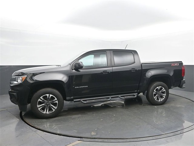 Used 2021 Chevrolet Colorado Z71 w/ LPO, Tonneau and Step Package image 2