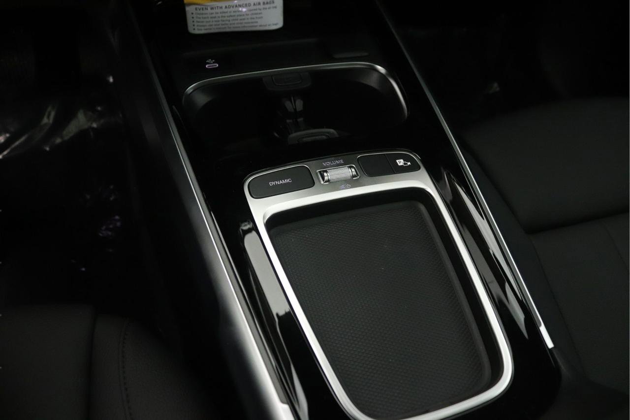 New 2026 Mercedes-Benz GLA 250 4MATIC image 6