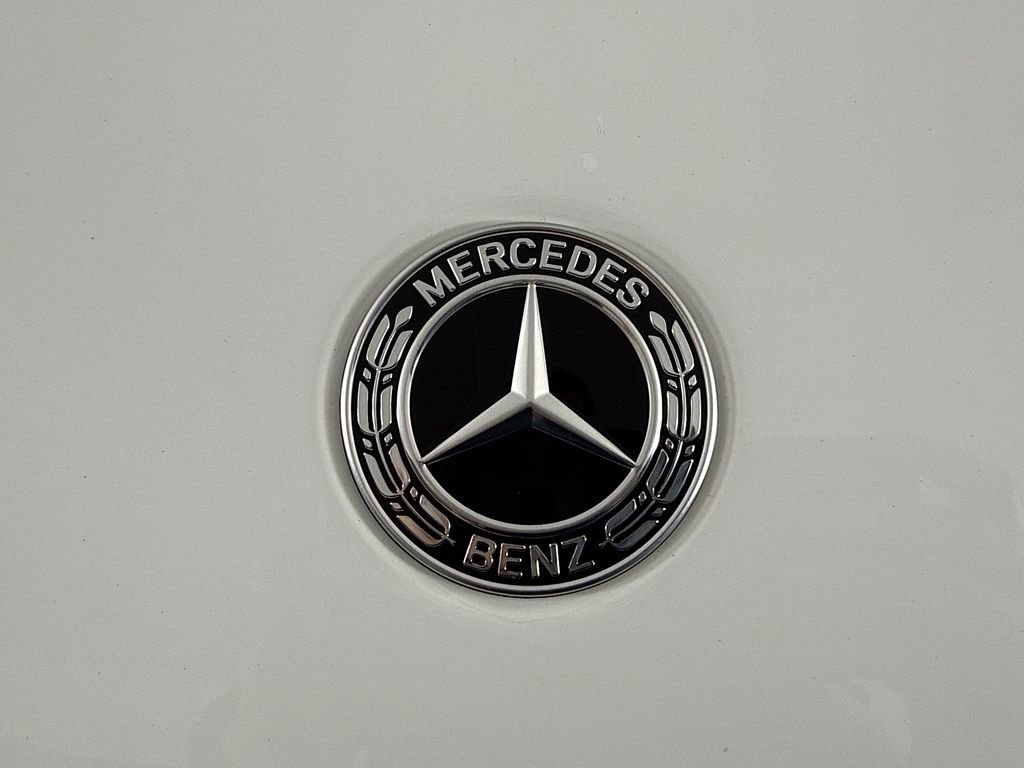 Used 2023 Mercedes-Benz GLB 250 image 25