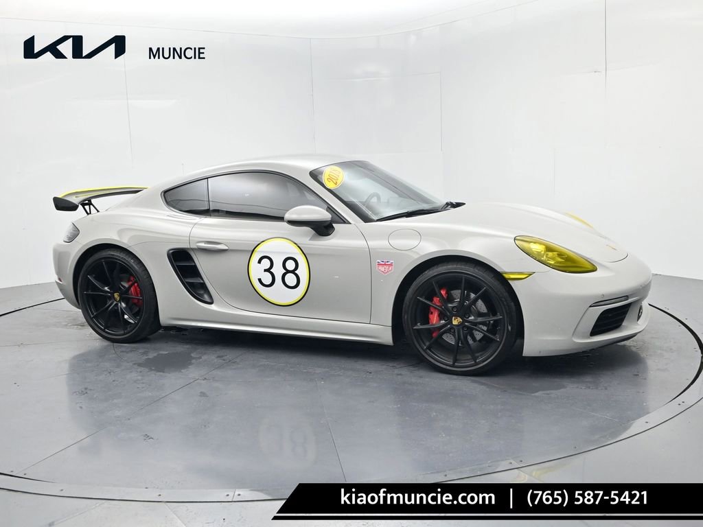 Used 2018 Porsche 718 Cayman S RWD image 1