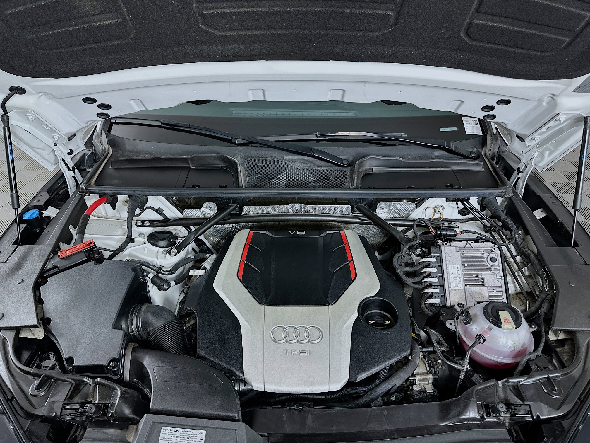 Used 2020 Audi SQ5 Premium Plus w/ Premium Plus Package image 35