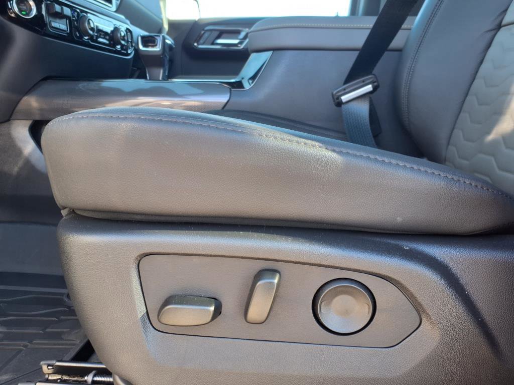 New 2025 Chevrolet Silverado 1500 ZR2 w/ Technology Package image 12