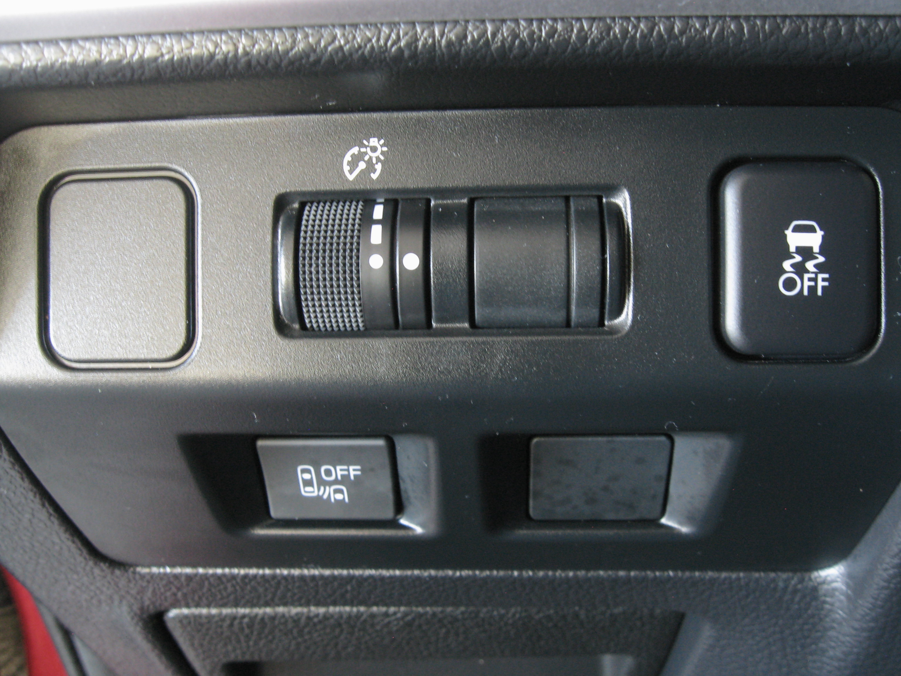 Used 2016 Subaru Crosstrek 2.0i Limited image 16