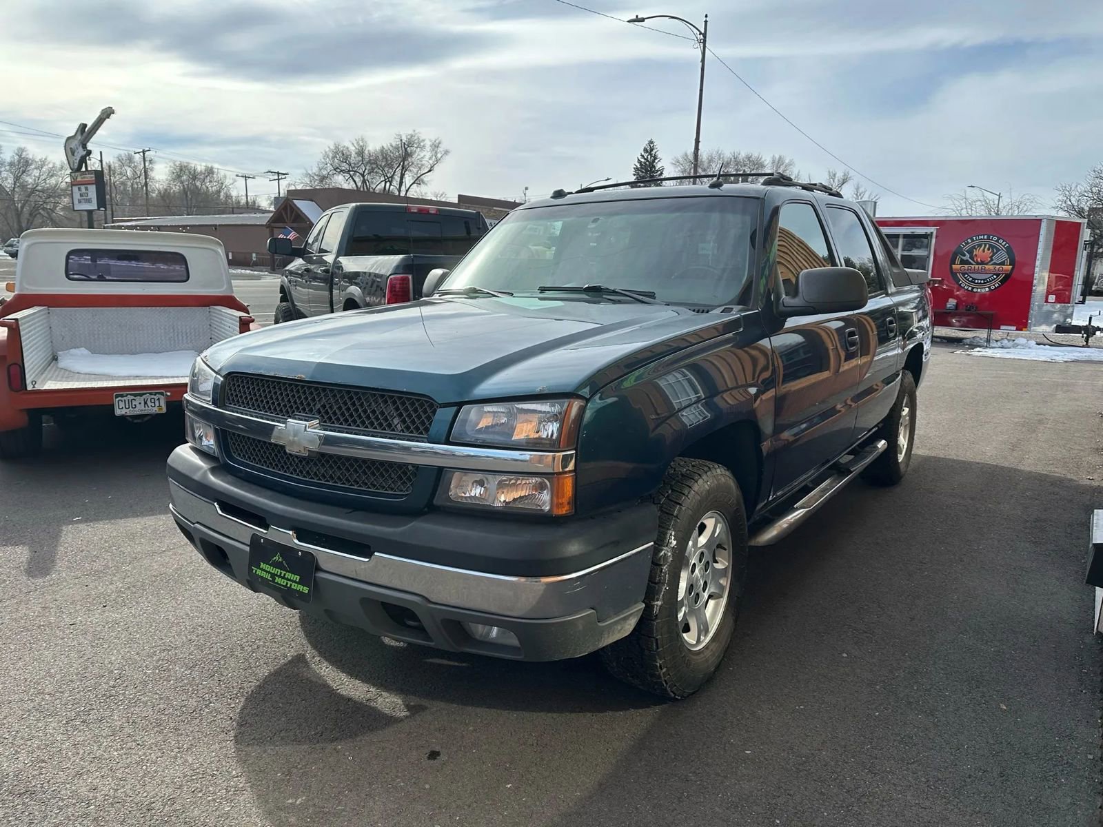 Used 2005 Chevrolet Avalanche Z71 w/ Sun And Sound Package image 3