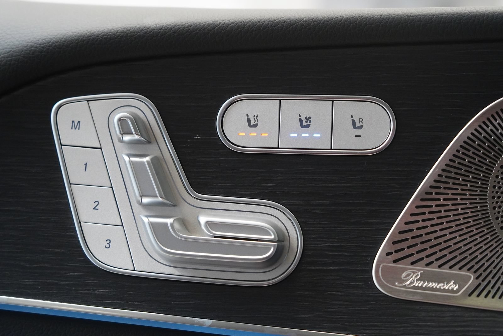 New 2026 Mercedes-Benz GLS 450 4MATIC image 31