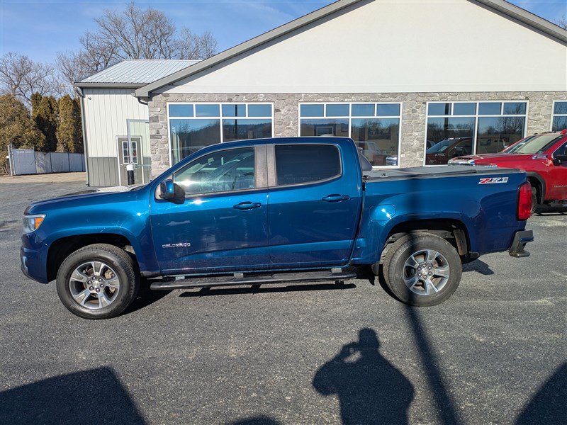 Used 2019 Chevrolet Colorado Z71 AWD/4WD image 3
