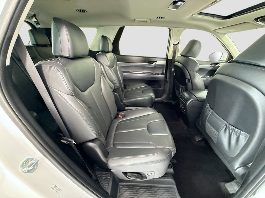 Used 2020 Hyundai Palisade SEL w/ Premium Package FWD image 22