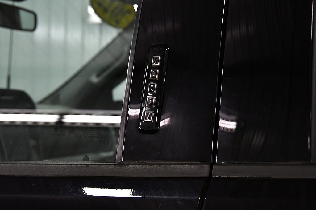 Used 2022 Ford F150 XLT w/ Equipment Group 302A High image 17