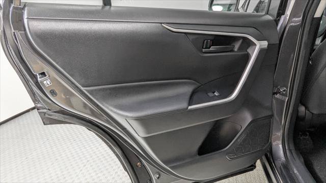 Used 2020 Toyota RAV4 LE w/ All Weather Liner Package AWD/4WD image 16