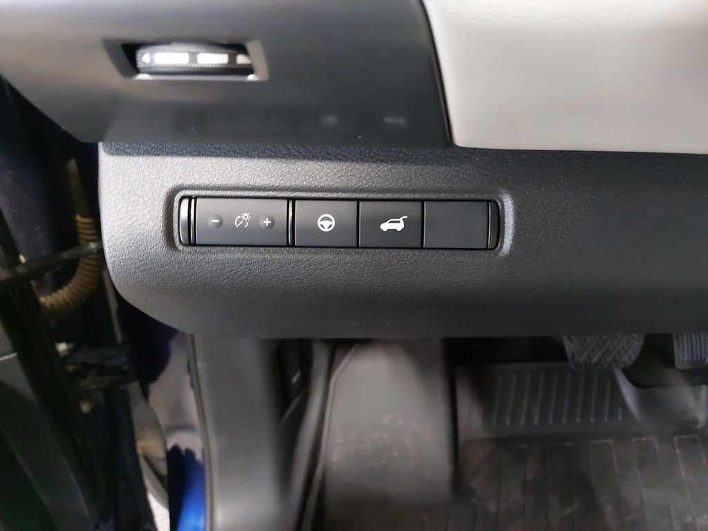 Used 2023 Nissan Pathfinder SL image 27