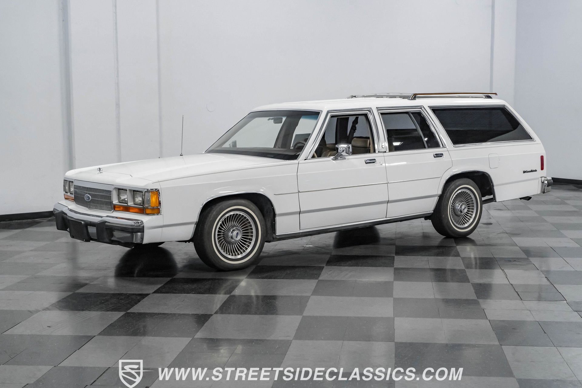 Used 1990 Ford LTD Crown Victoria image 5