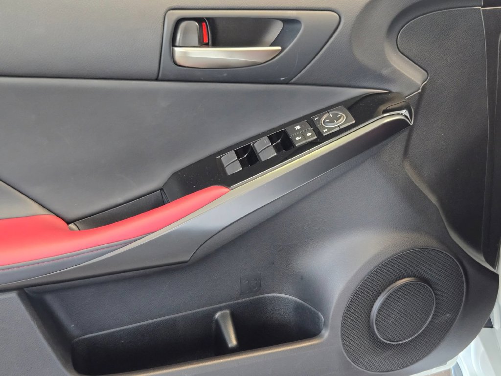 Used 2024 Lexus IS 350 F Sport RWD image 13