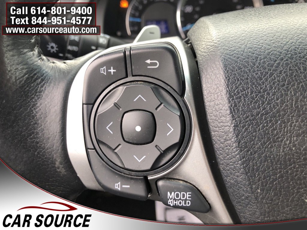 Used 2014 Toyota Camry L image 13