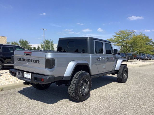 Used 2021 Jeep Gladiator Sport AWD/4WD image 3