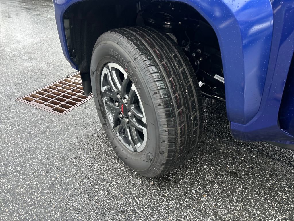 New 2025 Toyota Tacoma TRD Sport image 25