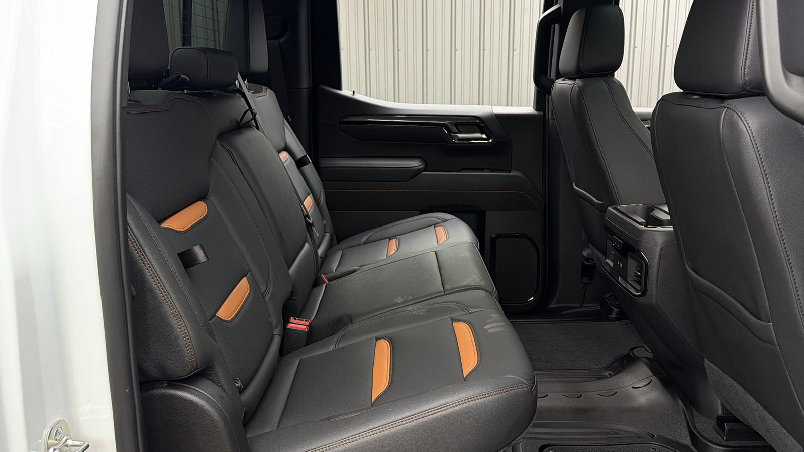Used 2026 GMC Sierra 1500 AT4 w/ AT4 Premium Package AWD/4WD image 42