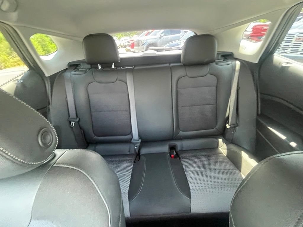 Used 2025 Chevrolet Trax LT FWD image 20