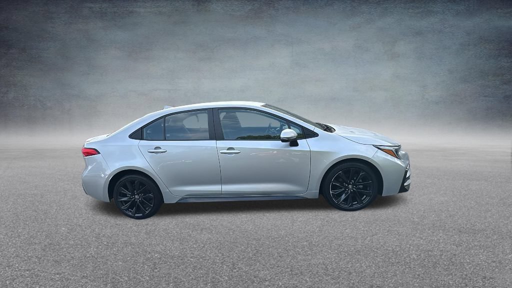 Used 2025 Toyota Corolla SE FWD image 33