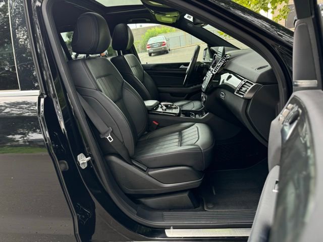 Used 2023 Mercedes-Benz GLE 350 4MATIC image 13