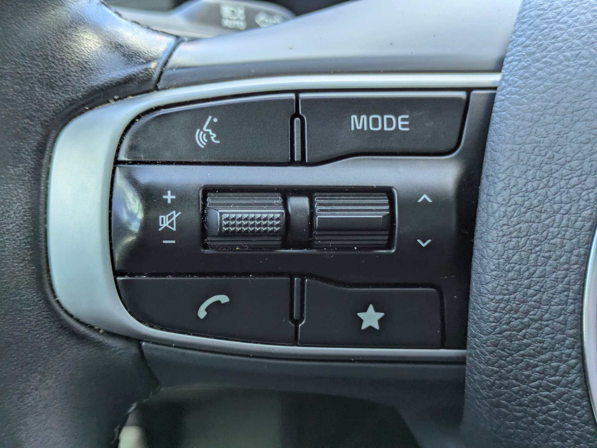Used 2025 Kia K5 EX FWD image 15